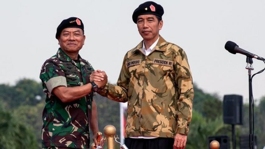 60JOKOWI_TNI.jpg