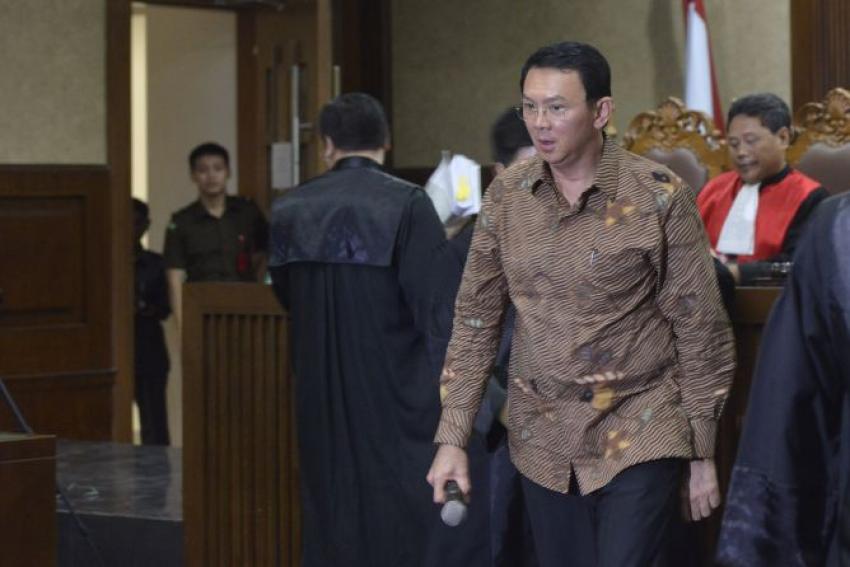 5ahok.jpg