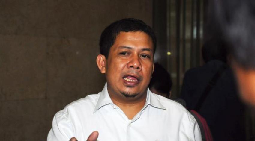 64Fahri_Hamzah1.jpg