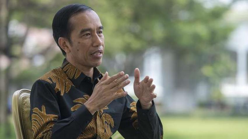 64jokowibatik.jpg