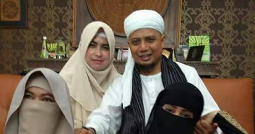 91arifin-ilham-istri.jpg