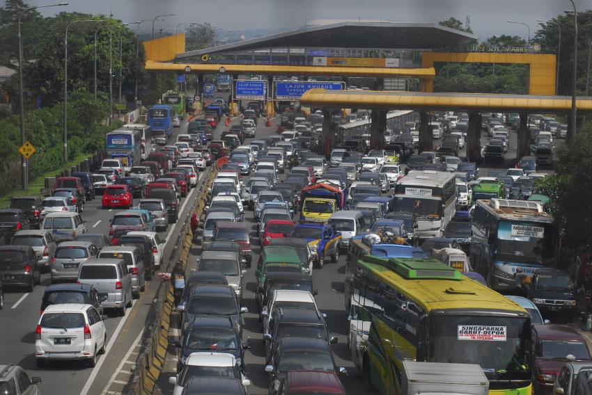 81macet-kepadatan.jpg