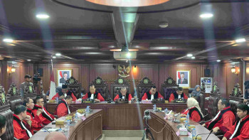 Puan Pastikan Adies Kadir Sudah Aktif Lagi Sebagai Waka DPR: Sesuai Keputusan MKD tscom_news_photo_1763455398.jpg