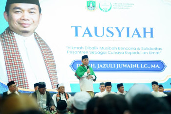 Jazuli Juwaini Tekankan Peran Strategis Ulama dan Pesantren di Milad ke-23 FSPP Banten tscom_news_photo_1769755971.jpg