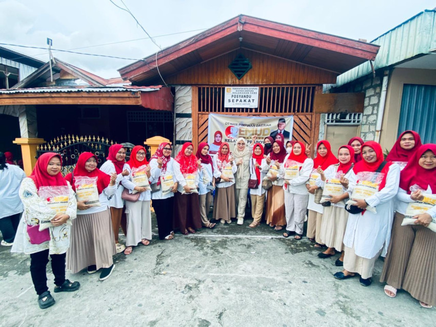 EMUD Papua Gelar Buka Puasa dan Bagi Takjil dalam Rangkaian Nasional Pembagian 100 Ribu Pax Beras tscom_news_photo_1773412445.jpg