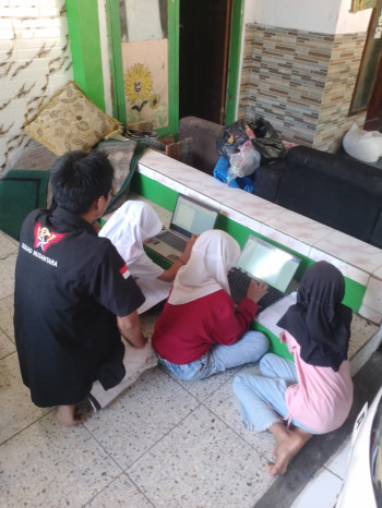 Bawa Sampah, Dapat Ilmu! Squad Nusantara PAC Solear Adakan Pelatihan Komputer Gratis tscom_news_photo_1773396242.jpg